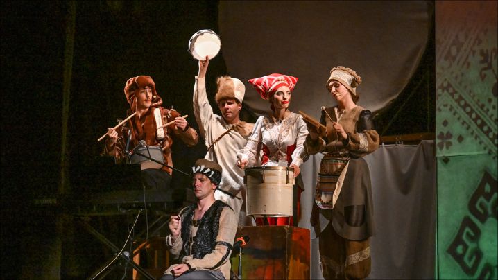 Клубок казок