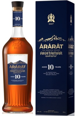 Бренді ARARAT Ахтамар 10 років витримки 0.7 л 40% в подарунковій упаковці