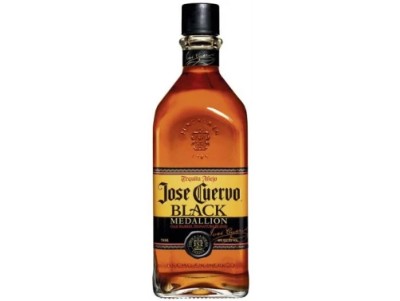 Текіла Jose Cuervo Black Medallion 0,7 л