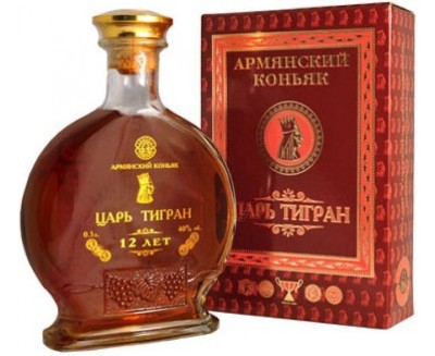 Коньяк "Цар Тигран" 12-річний в подарунковій коробці 0,5л